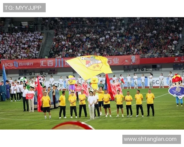 成都足球队的转型之路：从传统到现代的全面革新探索